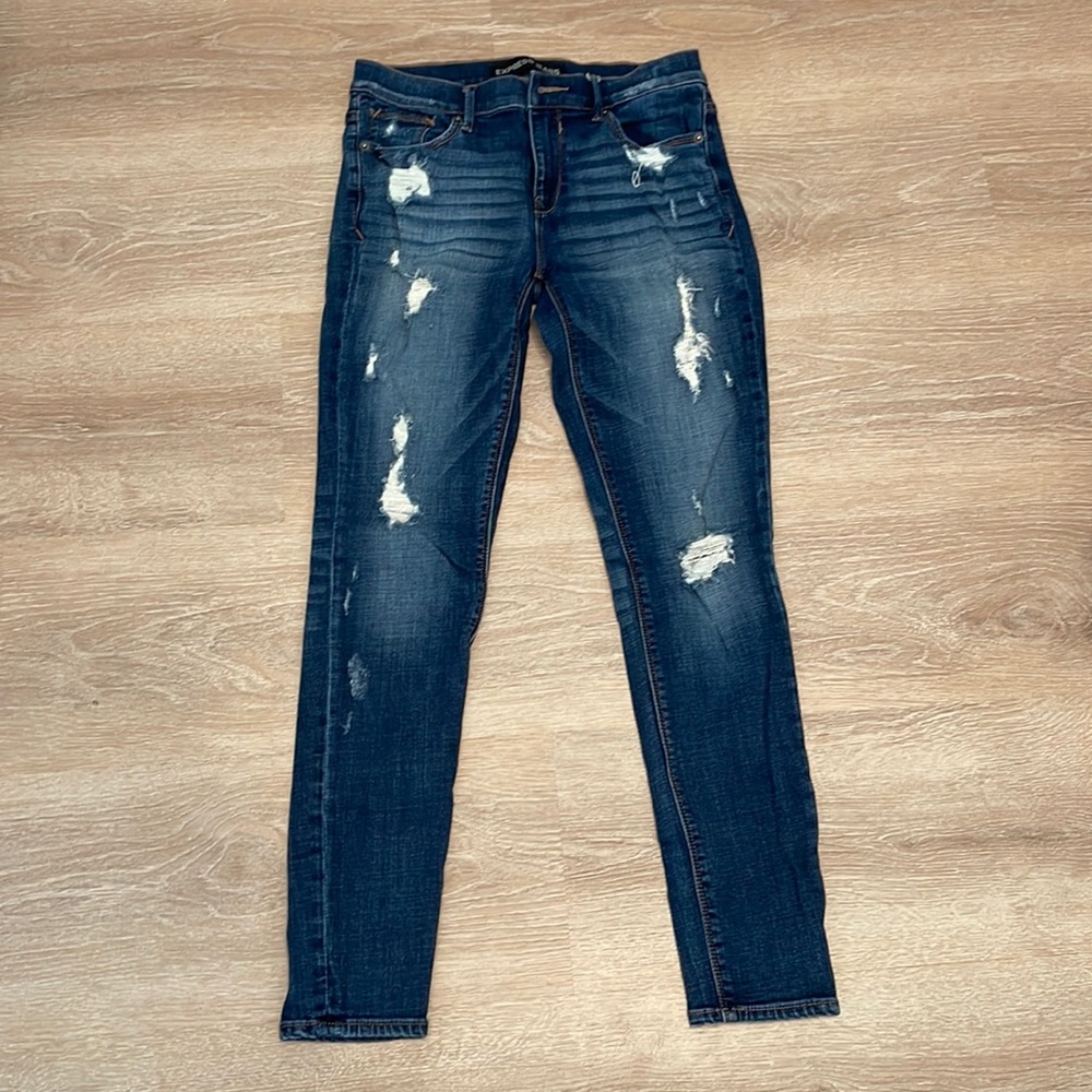 Express Jeans, size 6 distressed denim